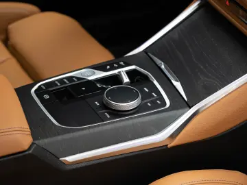 BMW M340d xDrive /H/K / 360 / Pano