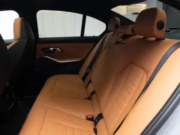 BMW M340d xDrive /H/K / 360 / Pano