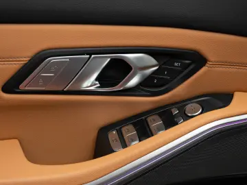 BMW M340d xDrive /H/K / 360 / Pano