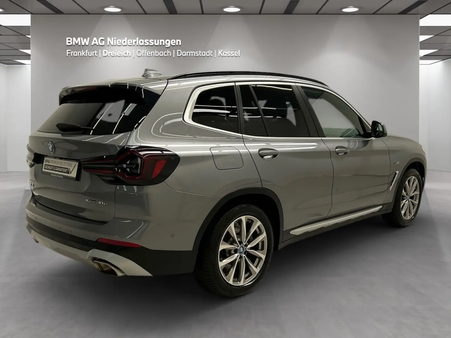 X3 xDrive30e Navi AHK Kamera Pano.Dach LED