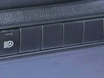 Toyota Corolla Sedan 1.5 TNGA MT Business