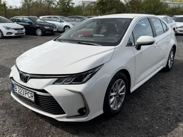 Toyota Corolla Sedan 1.5 TNGA MT Business