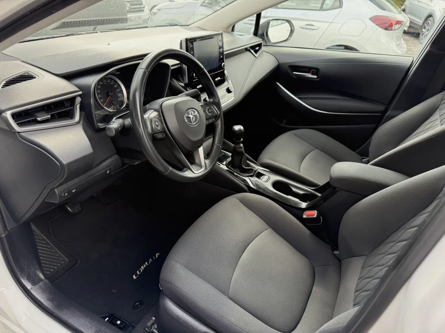 Toyota Corolla Sedan 1.5 TNGA MT Business