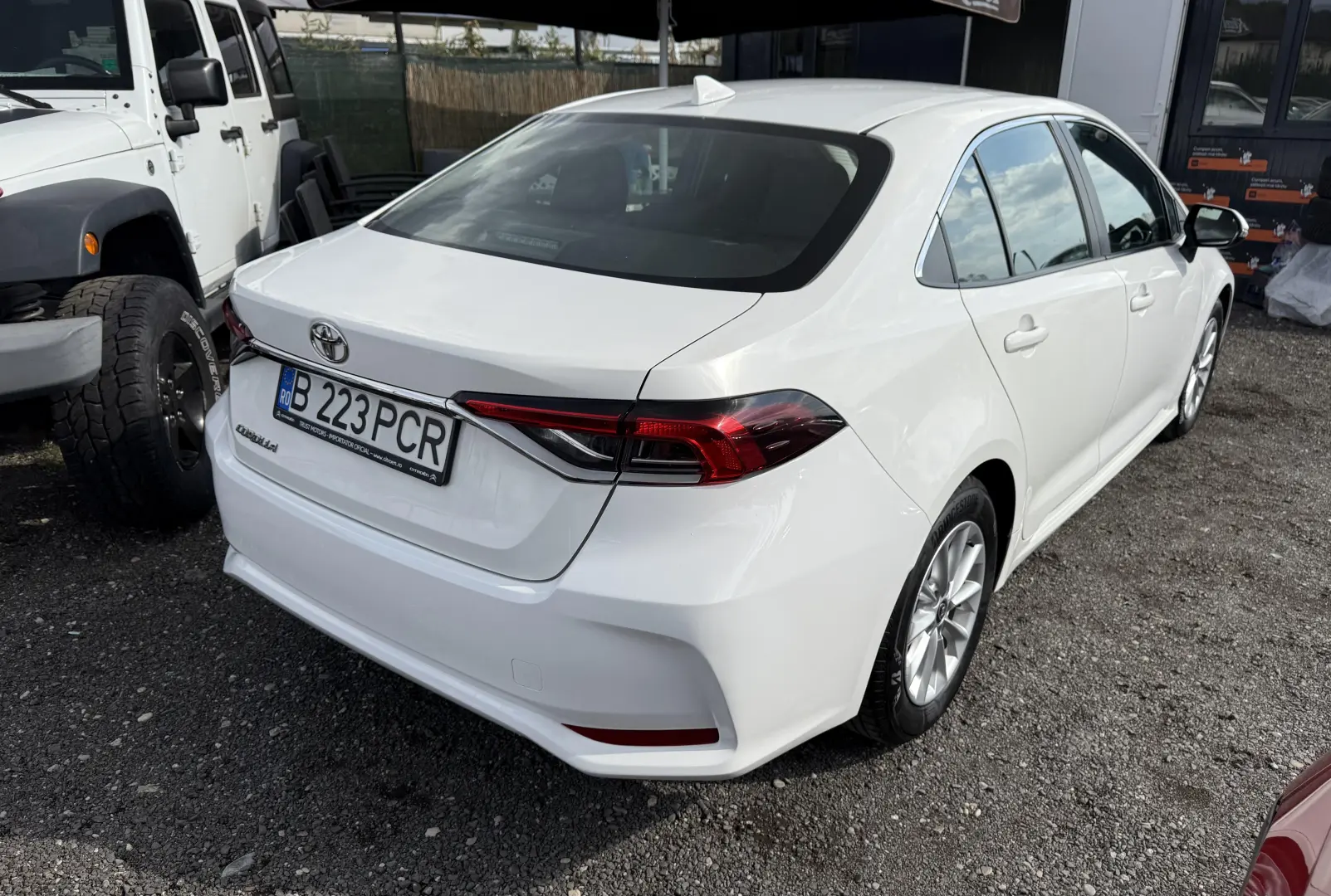 Toyota Corolla Sedan 1.5 TNGA MT Business