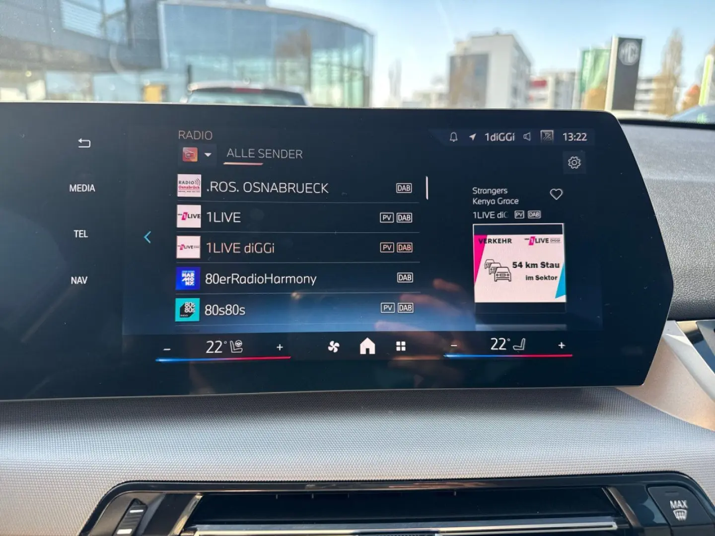 X1 sDrive18i LivPlus AdapLED AKTIVSITZ RFK Tempo