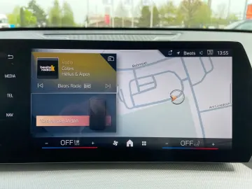 X1 sDrive18i AHK Lenkradhzg adap LED Widescreen