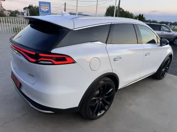BYD TANG