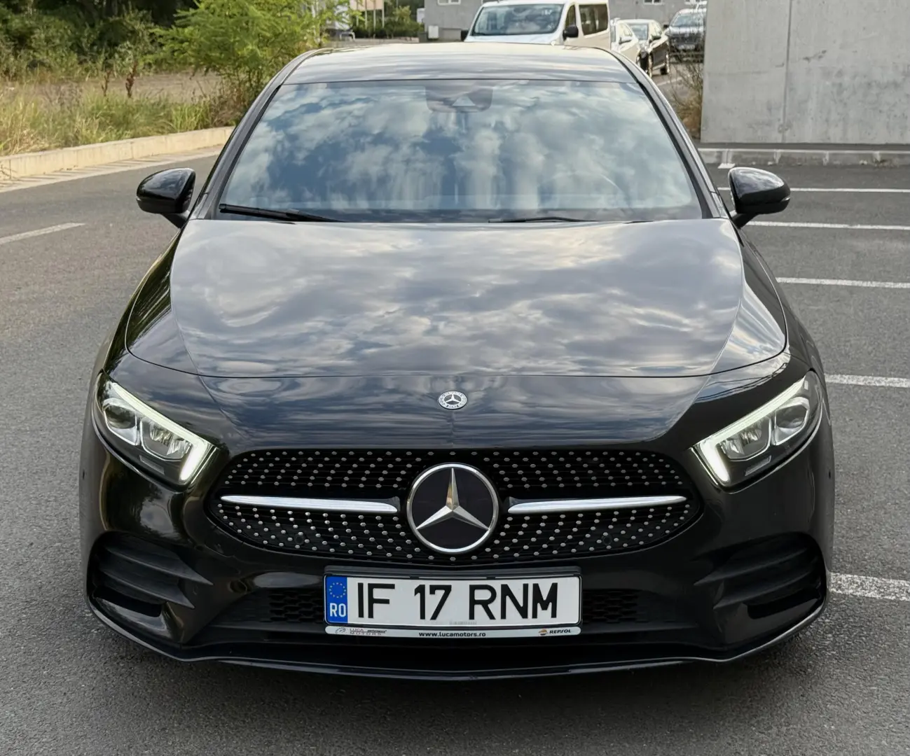 Mercedes-Benz A 180 7G-DCT AMG Line