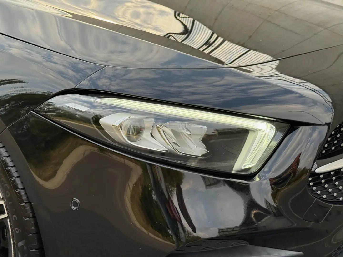 Mercedes-Benz A 180 7G-DCT AMG Line