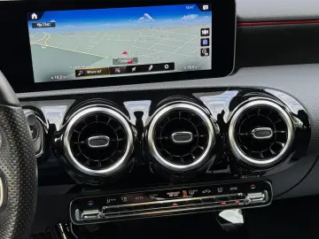 Mercedes-Benz A 180 7G-DCT AMG Line