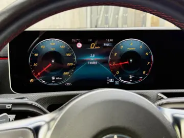 Mercedes-Benz A 180 7G-DCT AMG Line