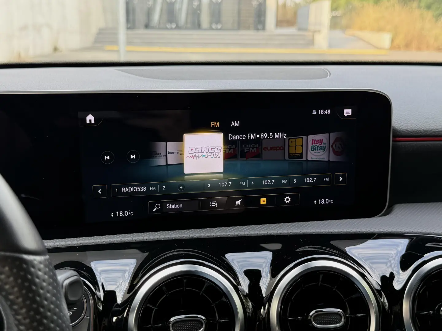 Mercedes-Benz A 180 7G-DCT AMG Line