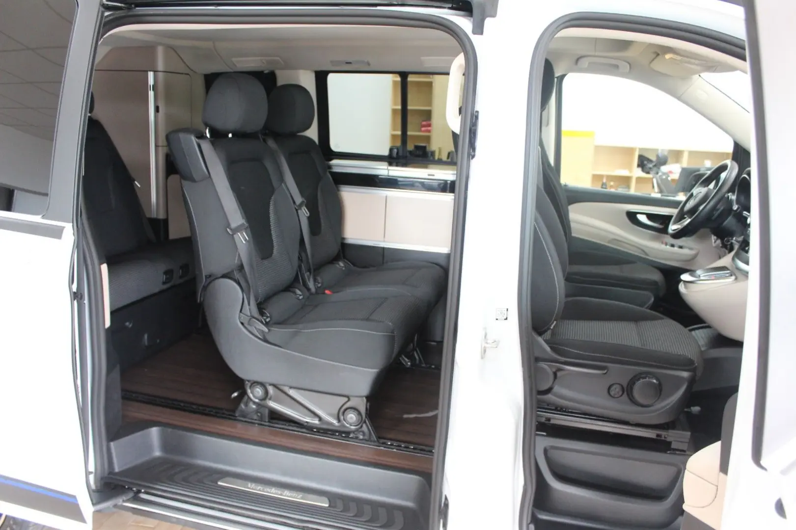 V 300 Marco Polo ArtVenture 4Matic Küche+6-Sitze