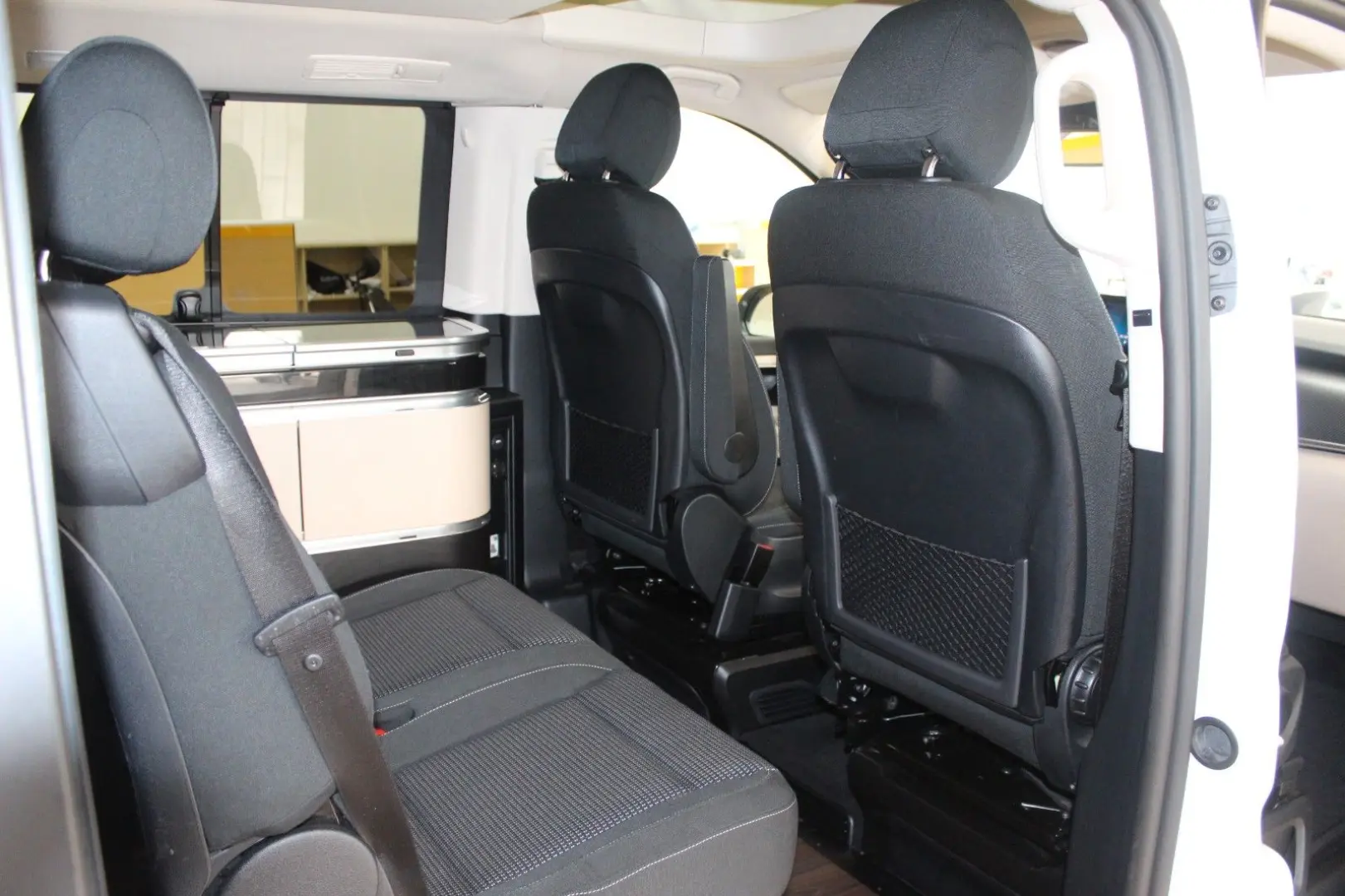 V 300 Marco Polo ArtVenture 4Matic Küche+6-Sitze