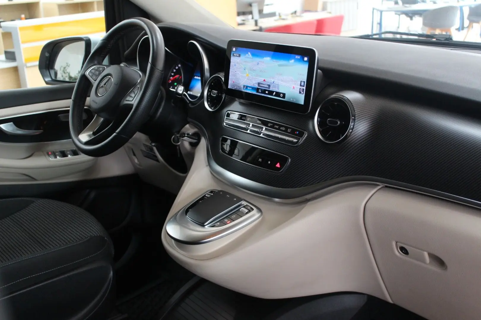 V 300 Marco Polo ArtVenture 4Matic Küche+6-Sitze