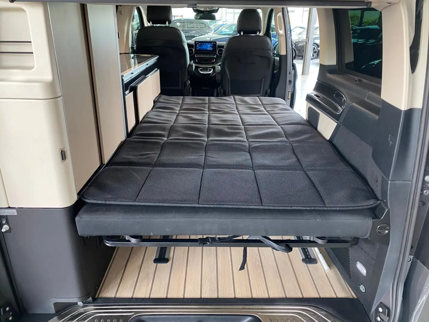 V 300 d 4M Marco Polo/Easy Up/STHZG/AHK/DIS/360/
