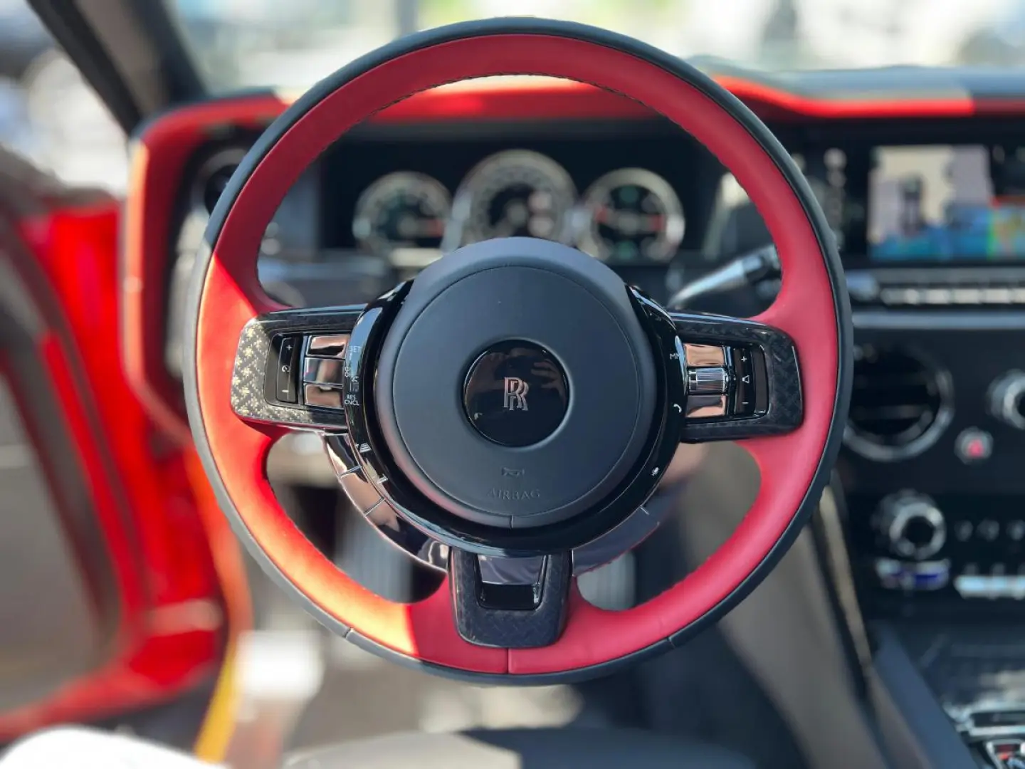 Rolls-Royce Cullinan Black Badge Mansory Red