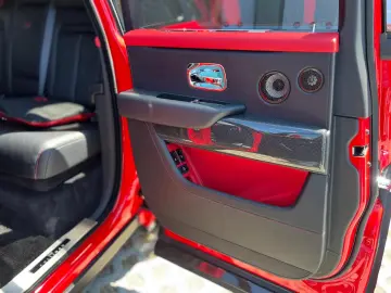 Rolls-Royce Cullinan Black Badge Mansory Red