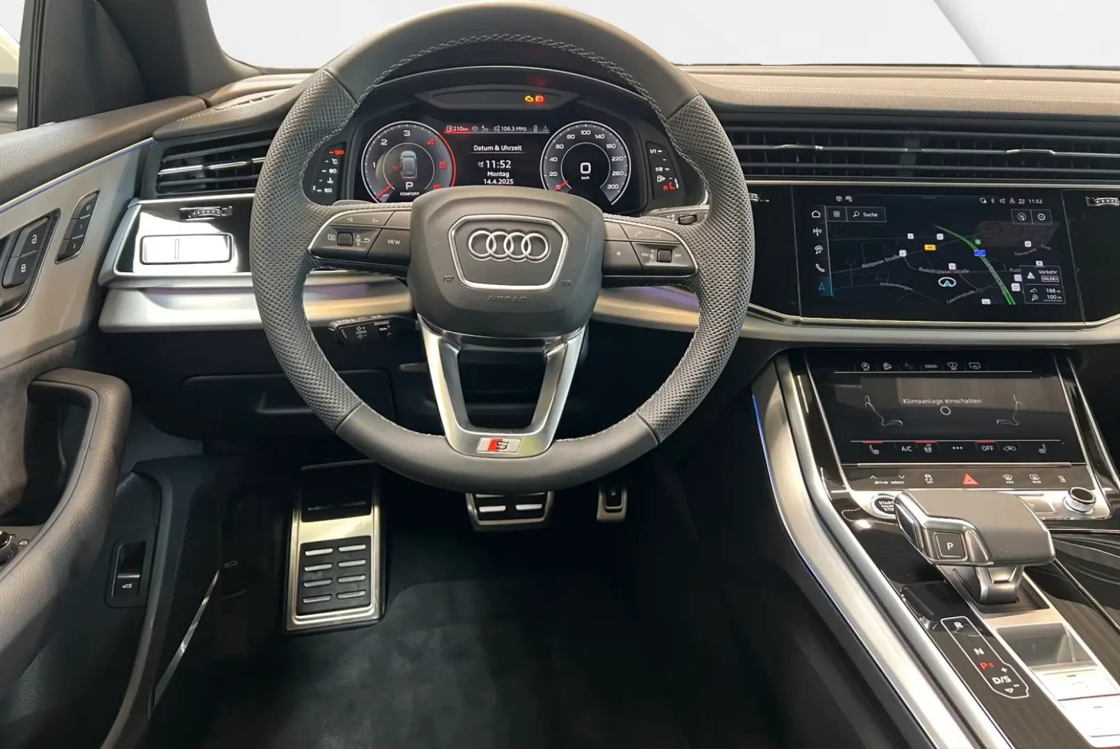 Audi Q8 50 TDI quattro S line Black B&O