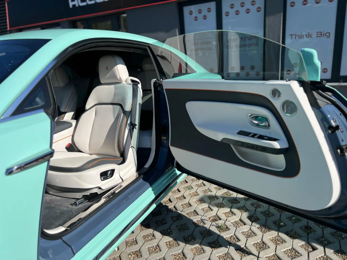 Rolls-Royce Spectre