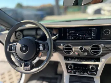 Rolls-Royce Spectre