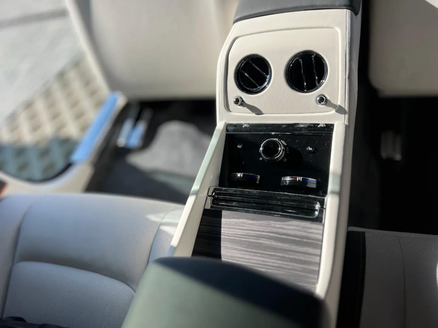 Rolls-Royce Spectre