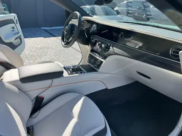 Rolls-Royce Spectre