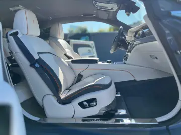 Rolls-Royce Spectre
