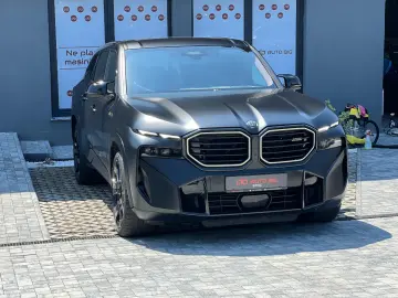 BMW XM 2023 Plug in Benzina