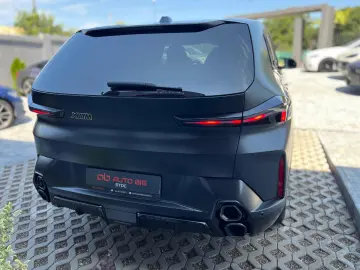 BMW XM 2023 Plug in Benzina
