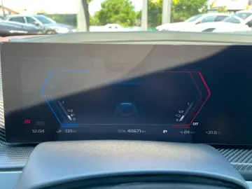 BMW XM 2023 Plug in Benzina