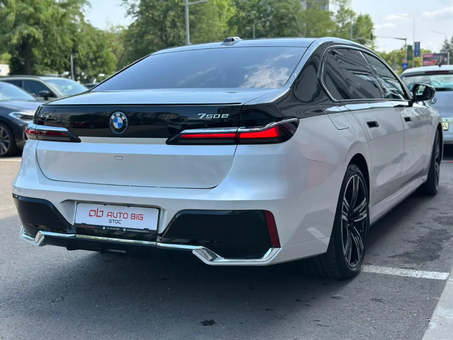 BMW 750e Plug-in Hybrid xDrive