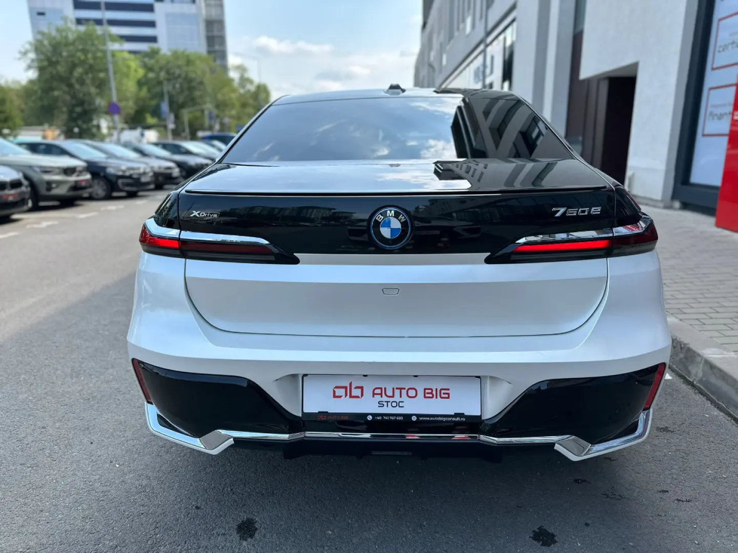 BMW 750e Plug-in Hybrid xDrive