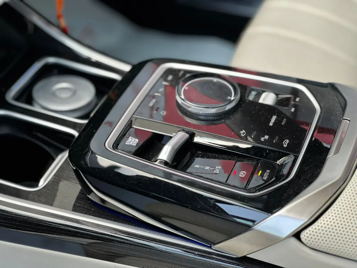 BMW 750e Plug-in Hybrid xDrive