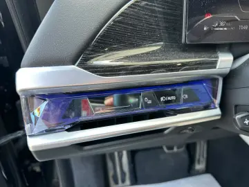 BMW 750e Plug-in Hybrid xDrive