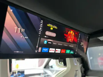 BMW 750e Plug-in Hybrid xDrive