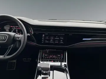 Audi Q8 50 TDI q. 2x S line Pano B+O