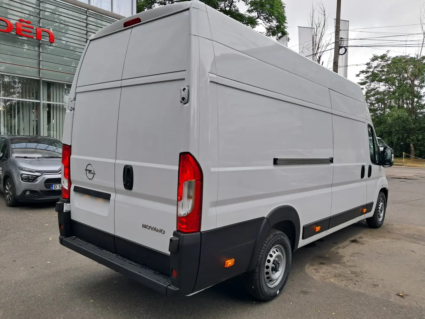 PEUGEOT BOXER Furgon L4H3 17 mc 2.2 diesel 140 CP