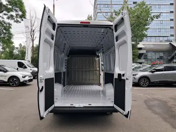 PEUGEOT BOXER Furgon L4H3 17 mc 2.2 diesel 140 CP