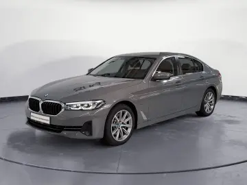 530e xDrive Aut. Klimaaut. Head-Up Sportsitze