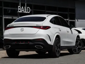 GLC 300 e 4M Coupé AMG-Sport/LED/Cam/Pano/Night