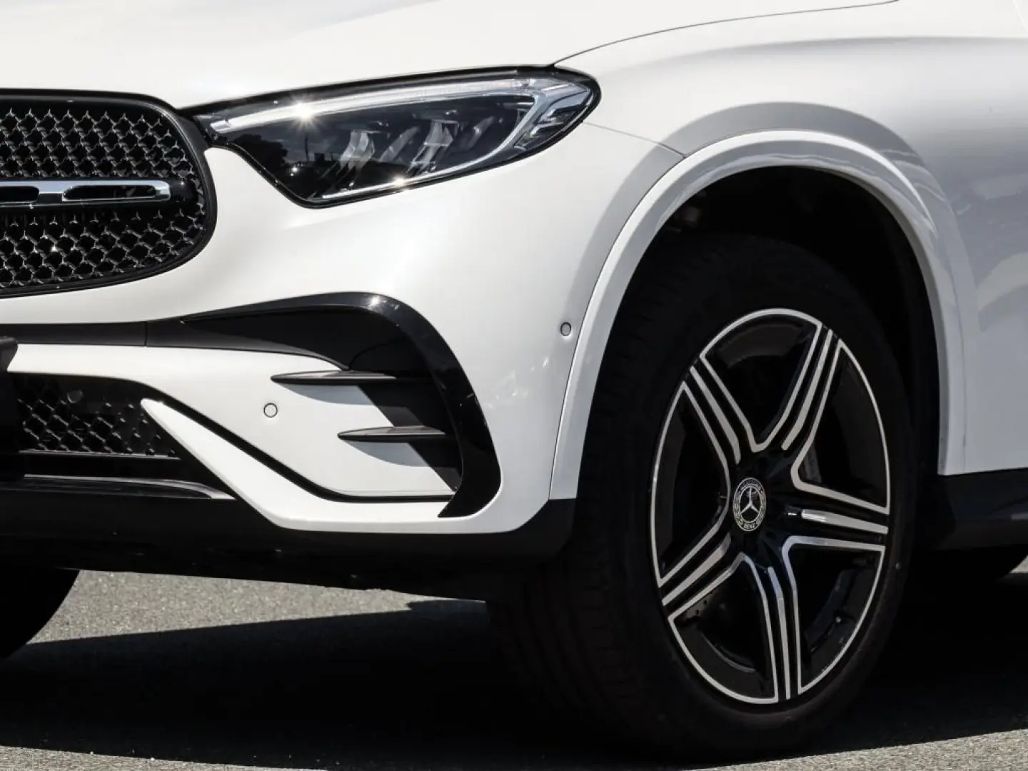 GLC 300 e 4M Coupé AMG-Sport/LED/Cam/Pano/Night