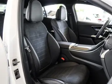 GLC 300 e 4M Coupé AMG-Sport/LED/Cam/Pano/Night