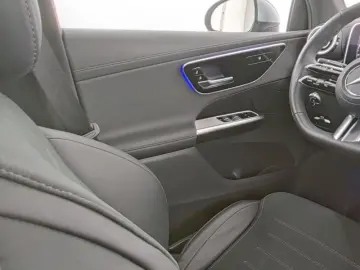 GLC 300 e 4M Coupé AMG-Sport/CAM/LED/Winter/19''