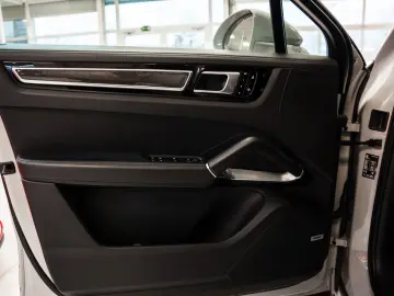 Cayenne Coupe Turbo*Standhz*AHK*Sp.Design*Carbon