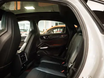 Cayenne Coupe Turbo*Standhz*AHK*Sp.Design*Carbon