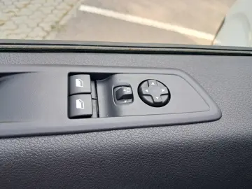 PEUGEOT EXPERT VU L2 1.5 diesel 120 CP