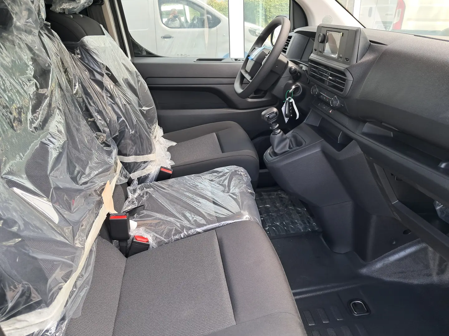 PEUGEOT EXPERT VU L2 1.5 diesel 120 CP