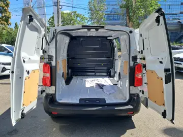 PEUGEOT EXPERT VU L2 1.5 diesel 120 CP
