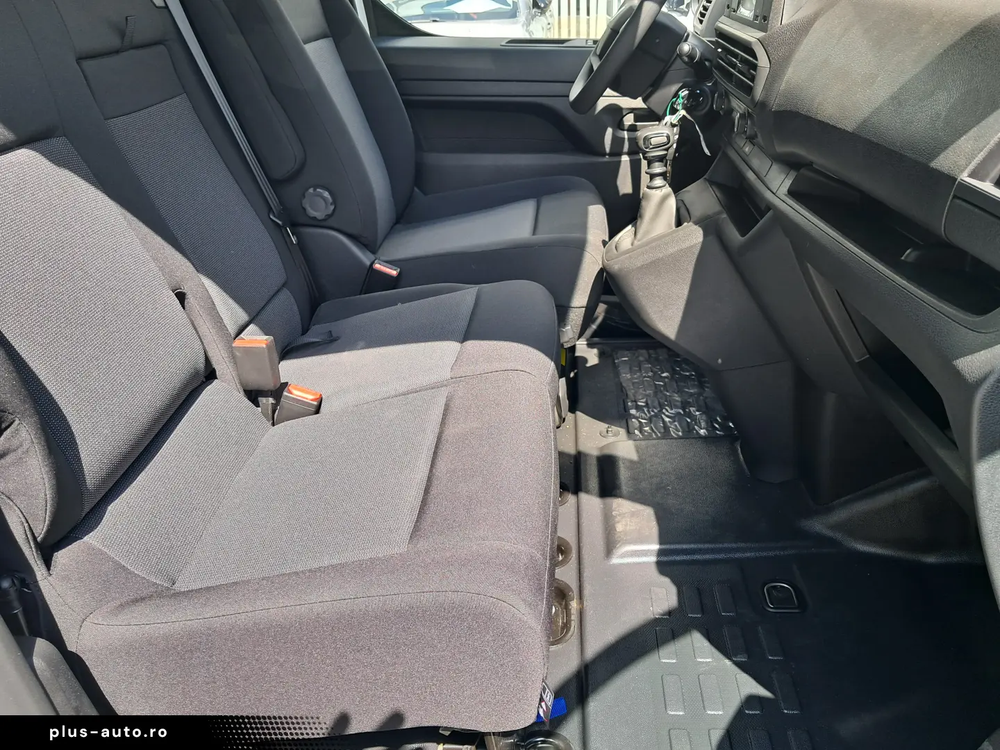PEUGEOT EXPERT VU L2 1.5 diesel 120 CP